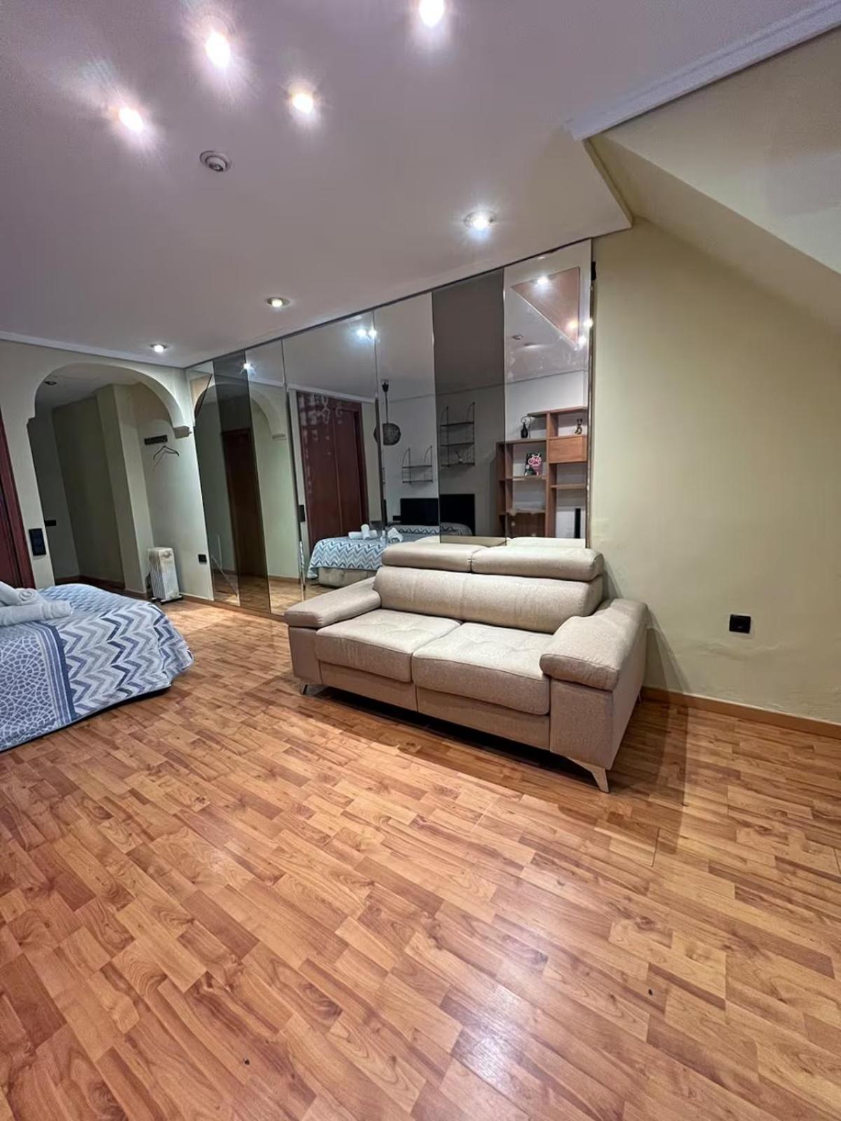 Estudio Para Parejas Con Wifi En La Playa 瓦伦西亚 外观 照片